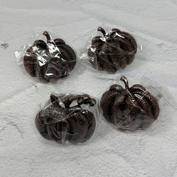 4 Decorative Pumpkin Napkin Rings Brown Metal Thanksgiving Table Decor Halloween - Picture 1 of 3